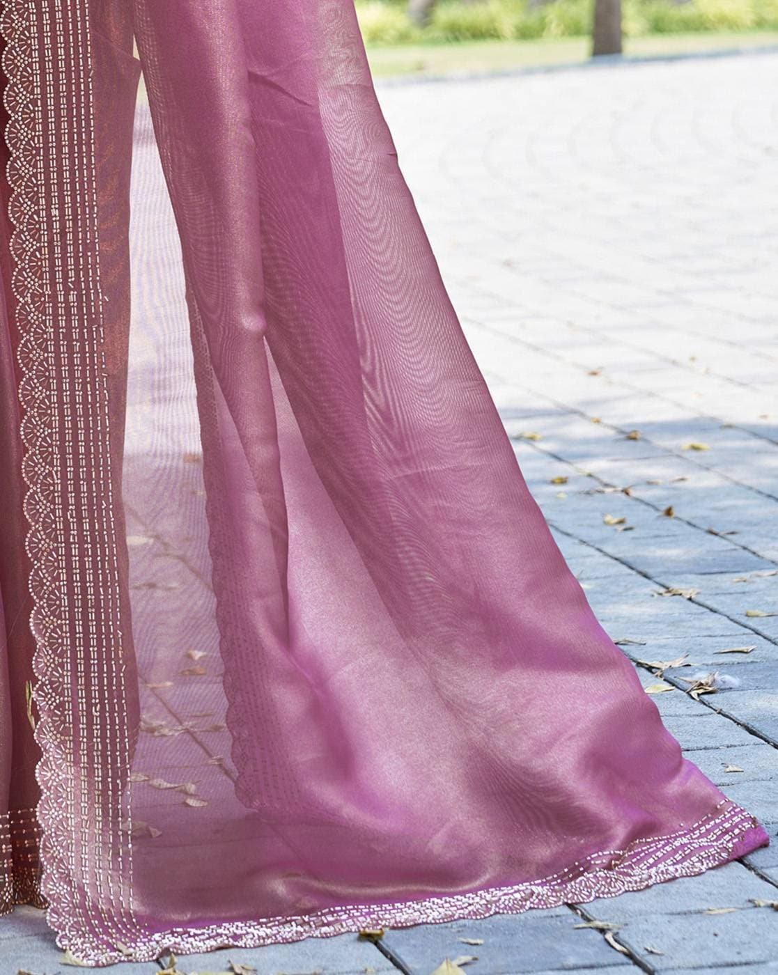 -1117Wx1400H-700445911-pink-MODEL5 Women Embellished Aari Work Organza Saree - Image 4