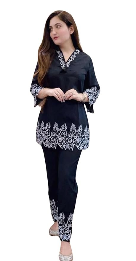 61NuJQgMcUL._SY879_ Women's Rayon Fabric 3/4 Sleeves Collared Neck Thread Embroidery Cord Set - Image 1