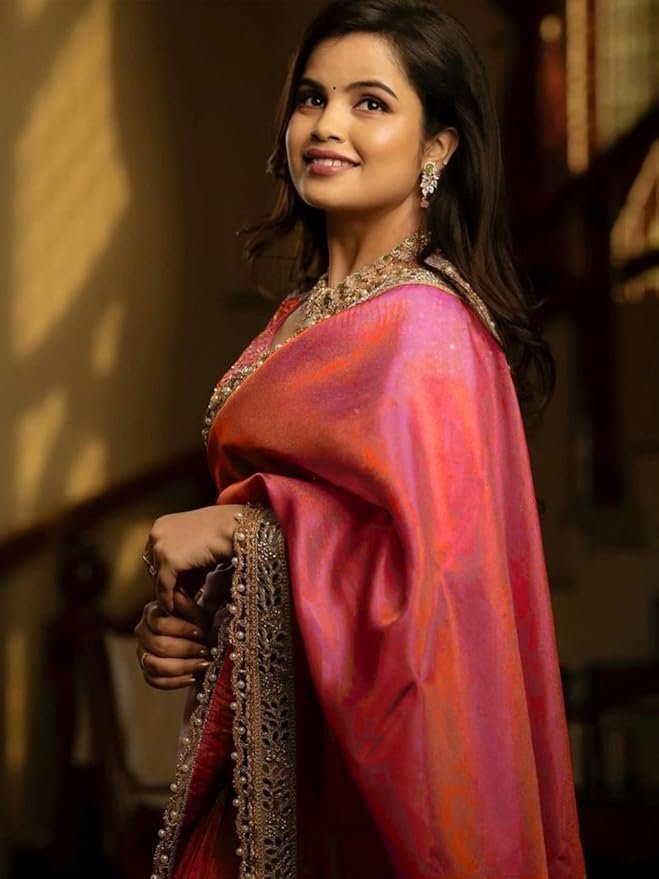 61gxxVmOmUL._SY879_ Women's Tissue Embellished Lace Work Saree with Unstitched Blouse Piece - Image 4