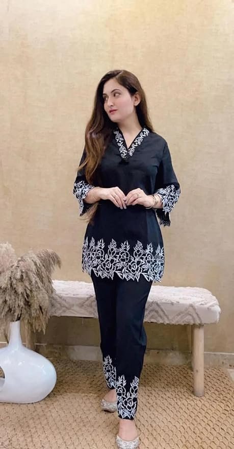710+CY4xS9L._SY879_ Women's Rayon Fabric 3/4 Sleeves Collared Neck Thread Embroidery Cord Set - Image 2