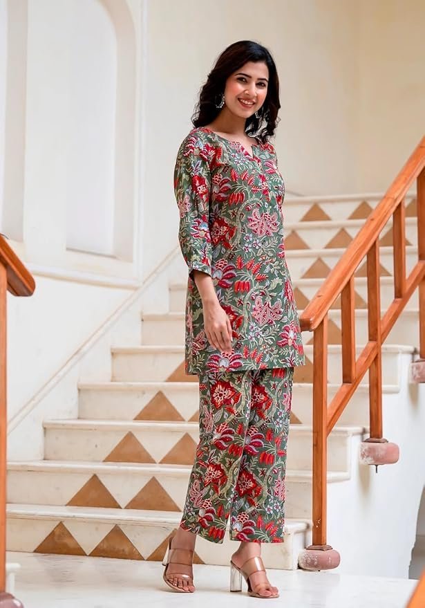 71753OWQ+yL._SY879_ Rayon 3/4 Sleeve Ethnic Co-Ord Set For Women | Kurta Set For Women - Image 3