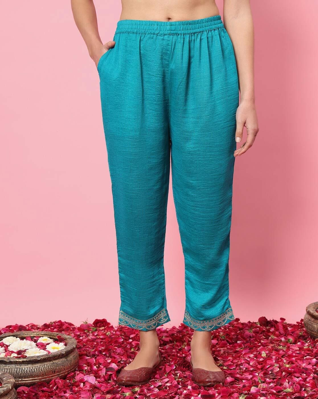 -1117Wx1400H-467069647-green-MODEL5 Women Embroidered Straight Kurta Set - Image 3