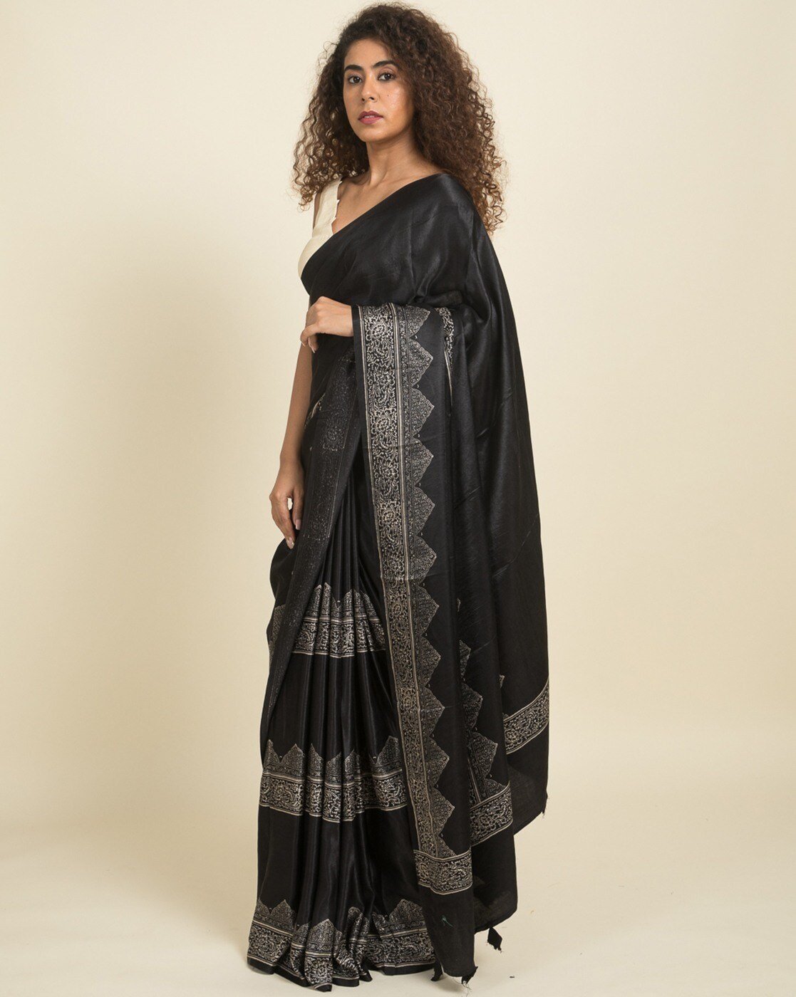 -1117Wx1400H-464705259-black-MODEL2 Cotton Saree with Tassels - Image 5