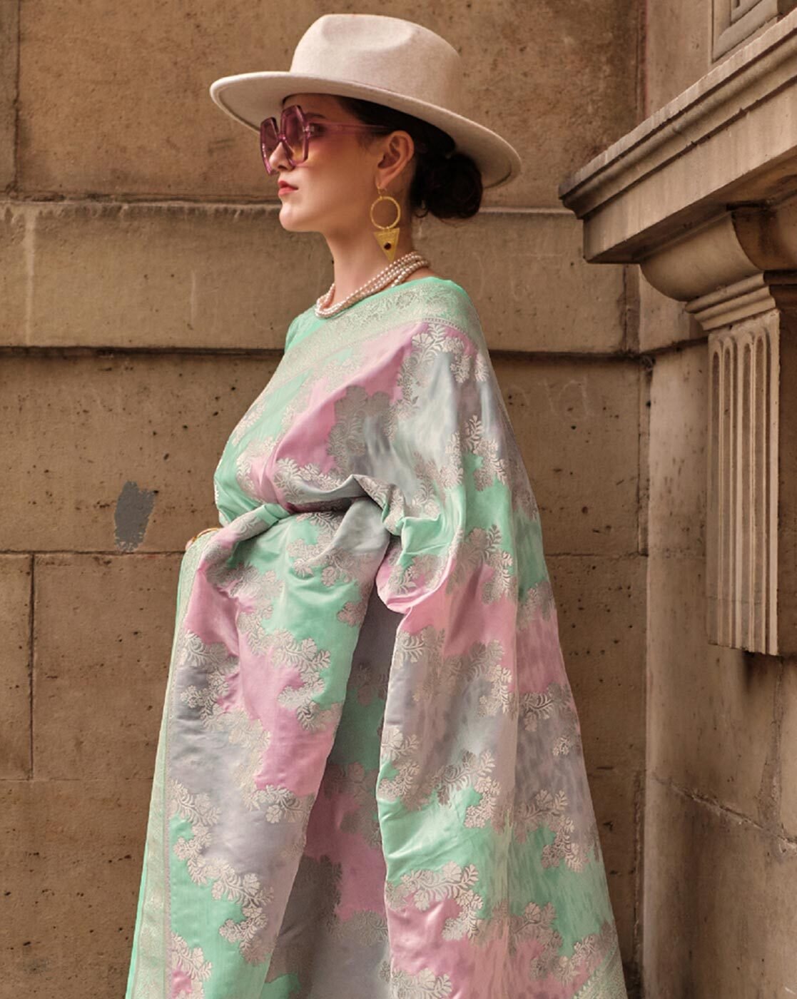 -1117Wx1400H-466630546-seagreen-MODEL2 Floral Woven Satin Silk Saree with Tassels - Image 3