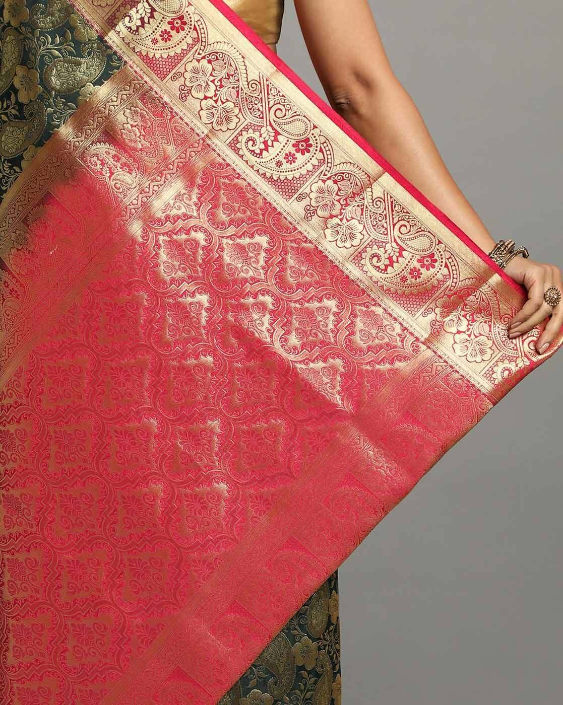 -1117Wx1400H-700095348-green-MODEL4 Kanjeevaram Zari Saree - Image 3