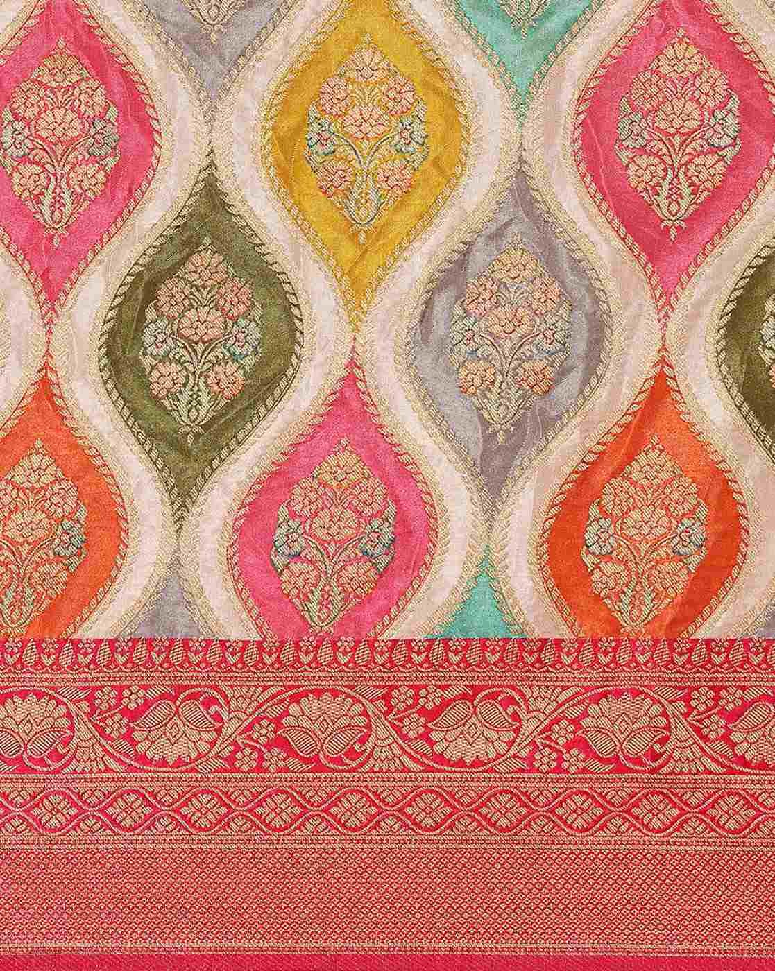 -1117Wx1400H-700291195-cream-MODEL6 Women Zari Woven Saree with Contrast Border - Image 5