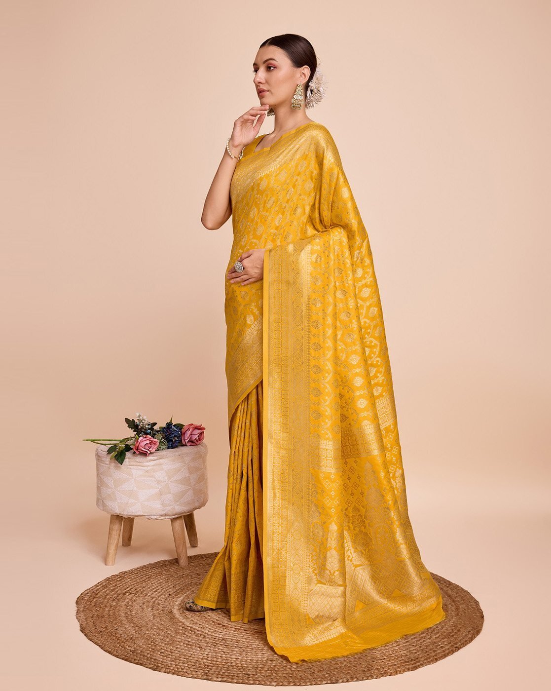 -1117Wx1400H-700721659-yellow-MODEL4 Women Kanjivaram Saree with Blouse Piece - Image 3