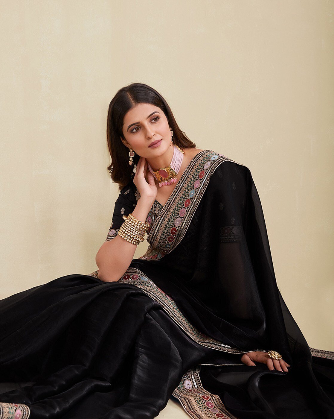 -1117Wx1400H-701049048-black-MODEL6 Women Embroidered Saree with Contrast Border - Image 6