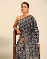 Women Woven Saree with Tassels - Image 3