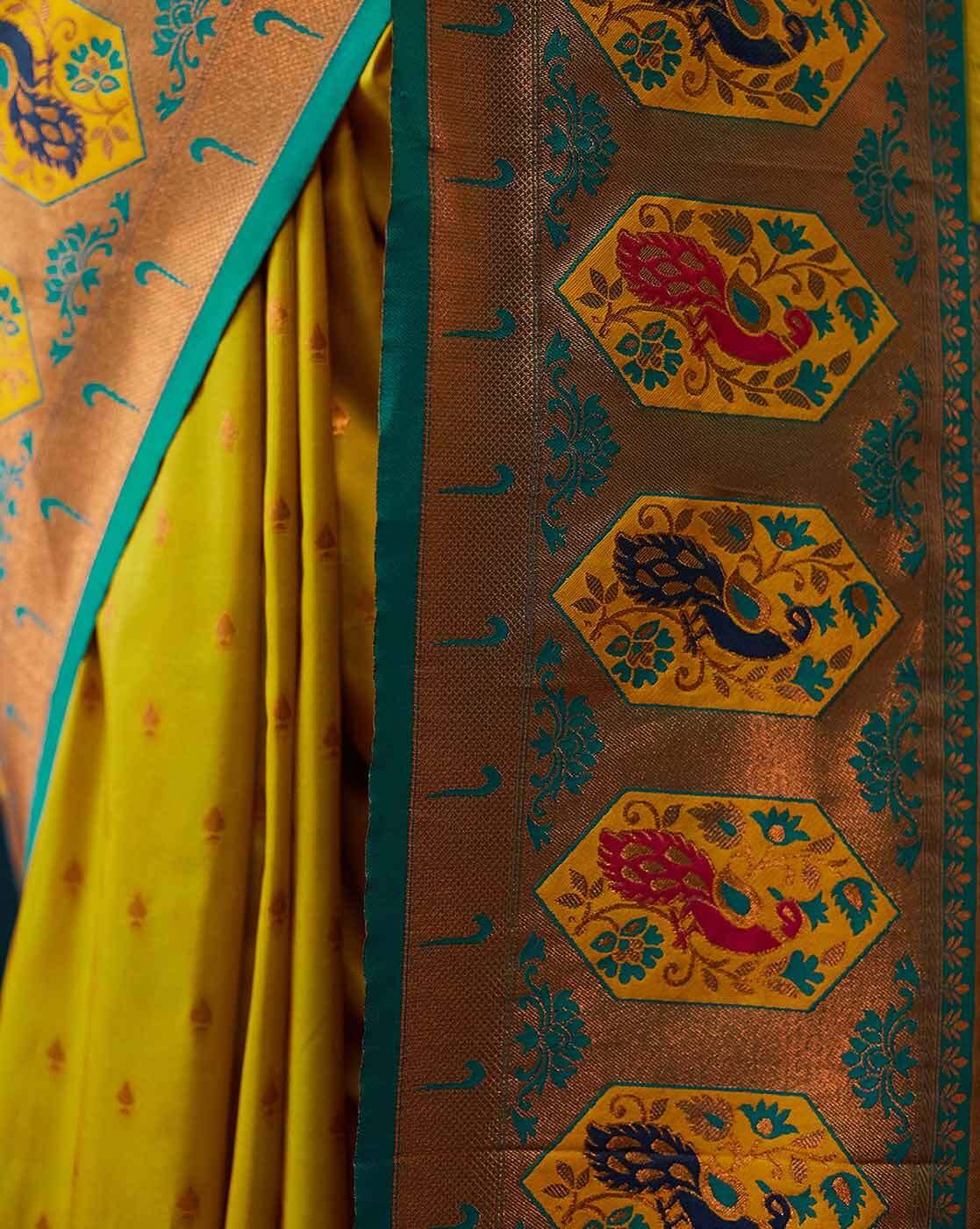 -1117Wx1400H-701342195-green-MODEL6 Women Silk Traditional Saree with Zari Border - Image 2