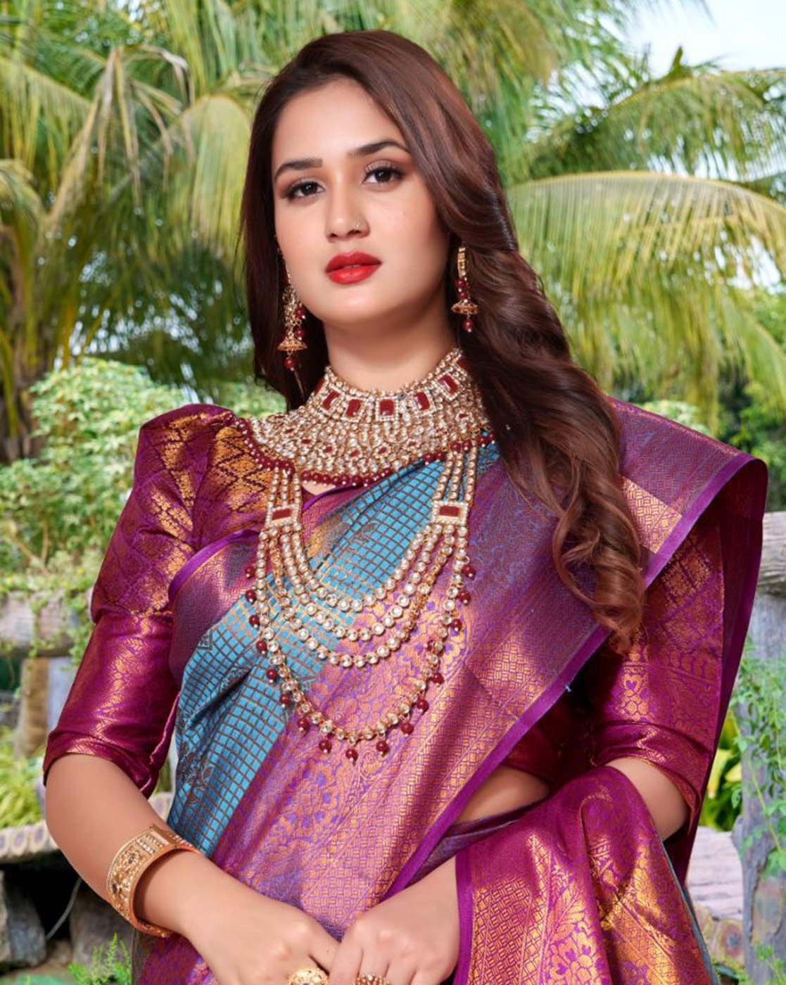 -1117Wx1400H-701360628-aqua-MODEL4 Women Jacquard Saree With Unstitched Blouse - Image 4