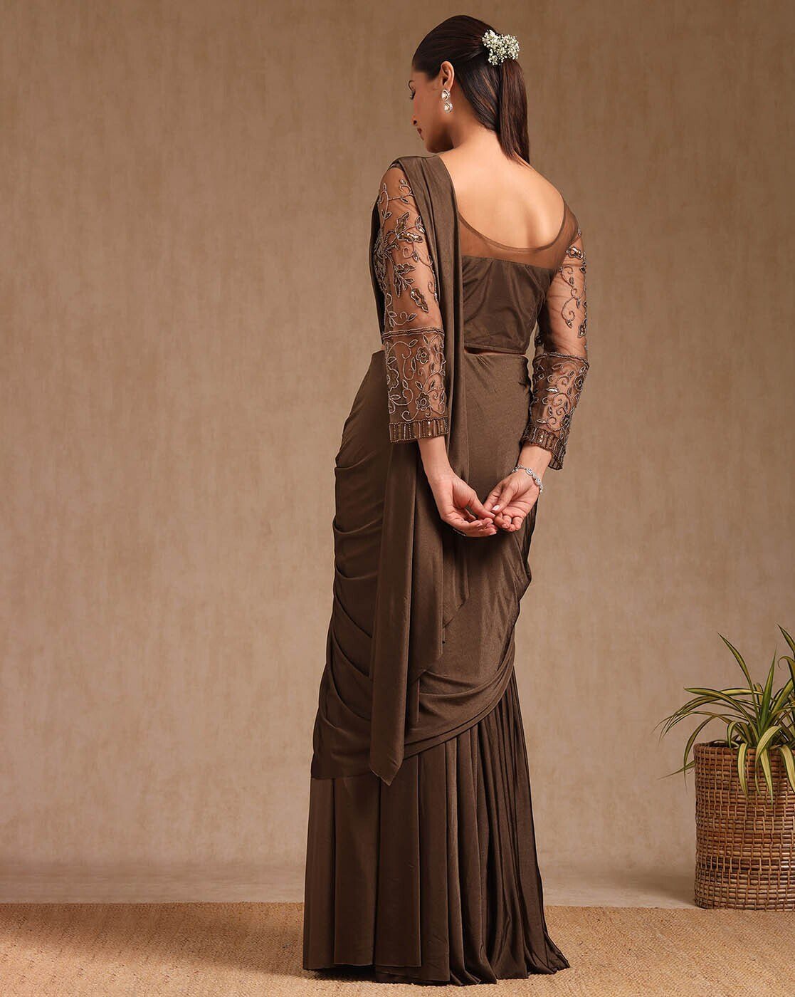 -1117Wx1400H-701481604-brown-MODEL3 Women Ready To Wear Saree - Image 4